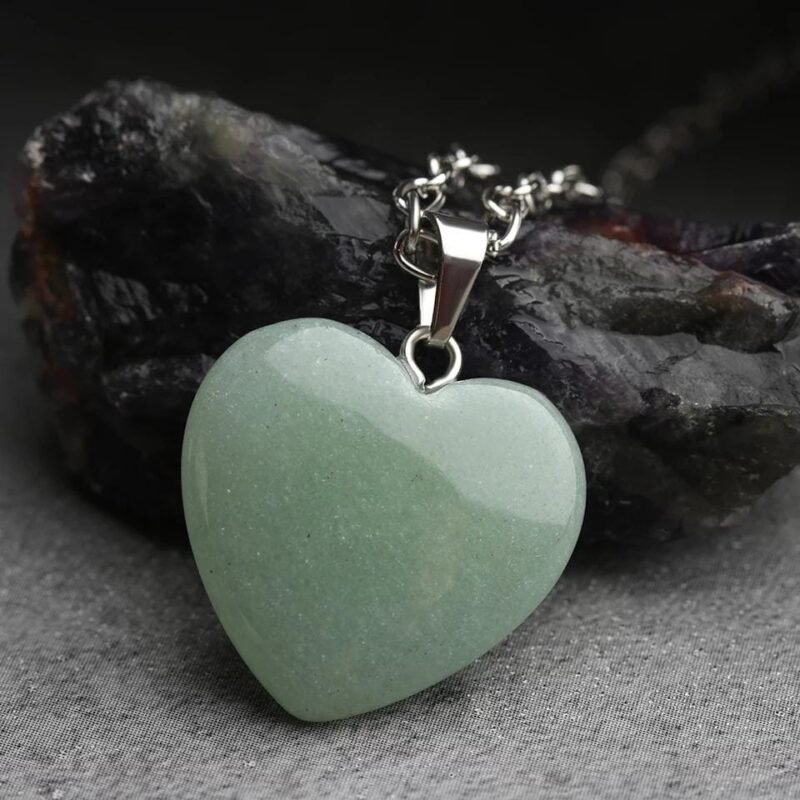 Collar Corazón Jade Verde - Image 2