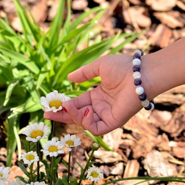 Pulsera Amatista Howlita Selenita - Image 2