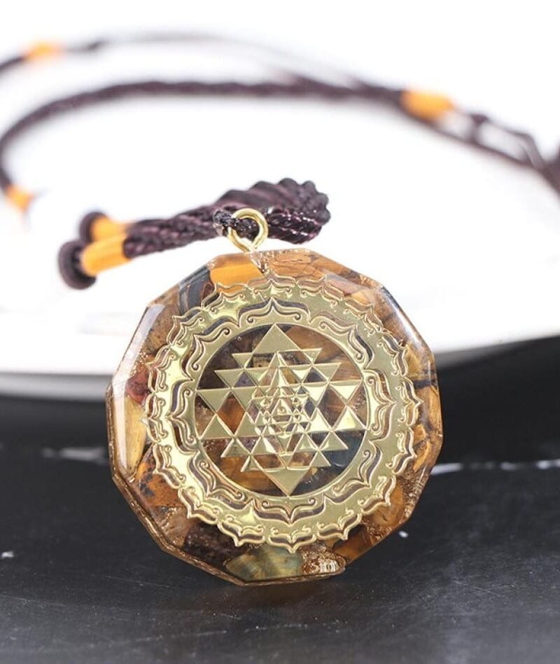 Collar Orgonita Sri Yantra Ojo De Tigre