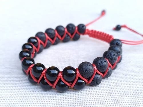 Pulsera Doble Turmalina Negra Volcánica Hilo Rojo - Image 3