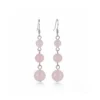 Aretes de plata con cuarzo rosa natural y suavidad esencial. Una joya que acompaña desde la calma.