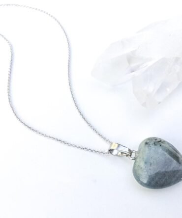 Collar Corazon Labradorita